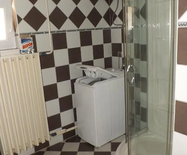 Napsugár Apartman *